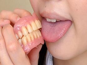 加齢臭香る親父と濃厚接触　サンプル画像01